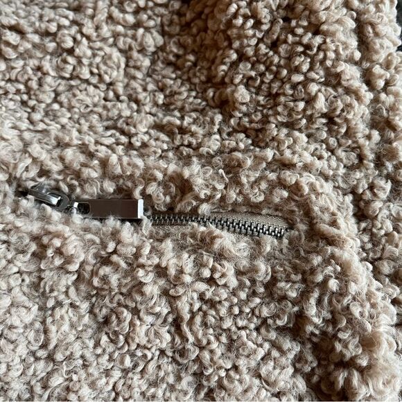 Forever 21 Women's Bomber Jacket Faux Shearling Zip-Up Coat Beige Tan Medium - Picture 6 of 8